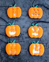 Glowing Pumpkin Pendant/Pin