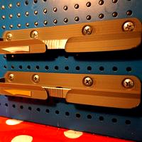 Scalpel holder (pegboard or wall mounted)