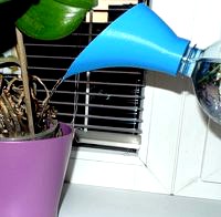 PET bottle watering funnel