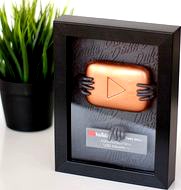 Youtube Plaque