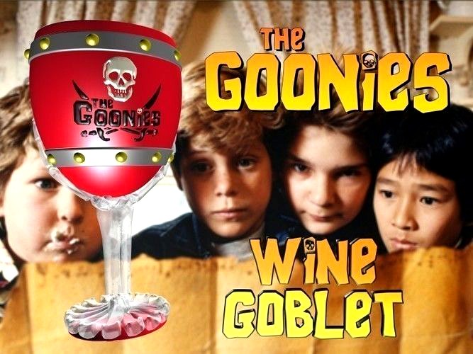 The Goonies One Eyed Willy Skeleton Hand Wine Goblet 320ml | 3D