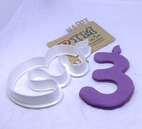 4 inches candle number 3 cookie cutter | 3D