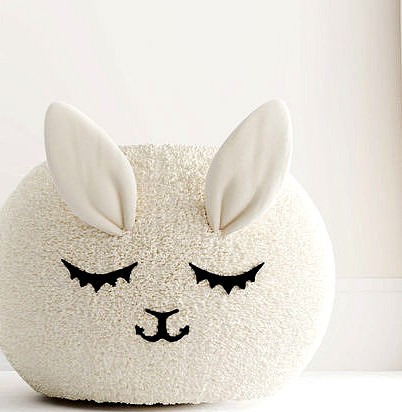 Llama Pouf