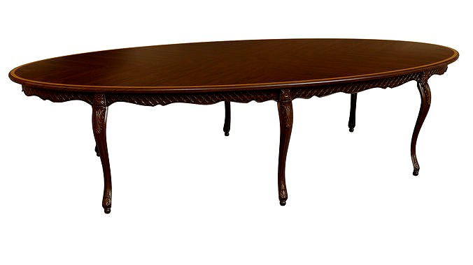 Classic table with carvings 3000