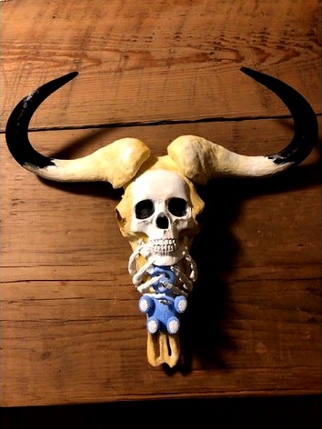 Wildebeest skull, skull, teddy bear