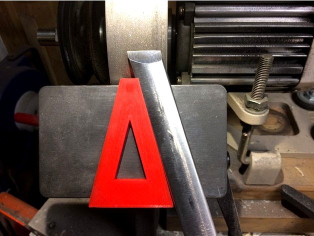 Woodturning: oval skew chisel sharpening guide