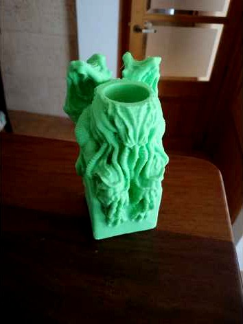 Cthulhu Idol dice tower