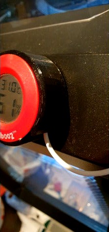 Thermometer & Humidity gauge Holder - Krabooz