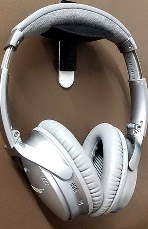 Command Strip headphone hanger