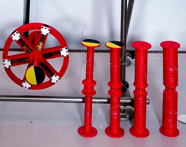 Variable Maxwell wheel for physics education