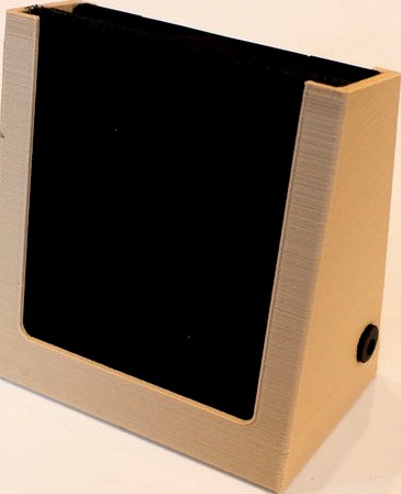 Fume extractor with 12 cm fan