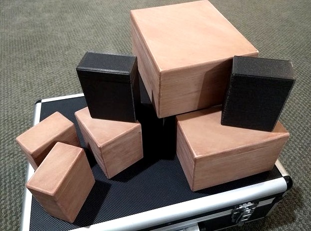 Singularity Boxes: Modular Game Storage System