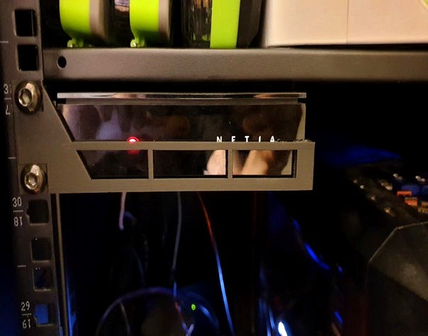 Netia player 1U server