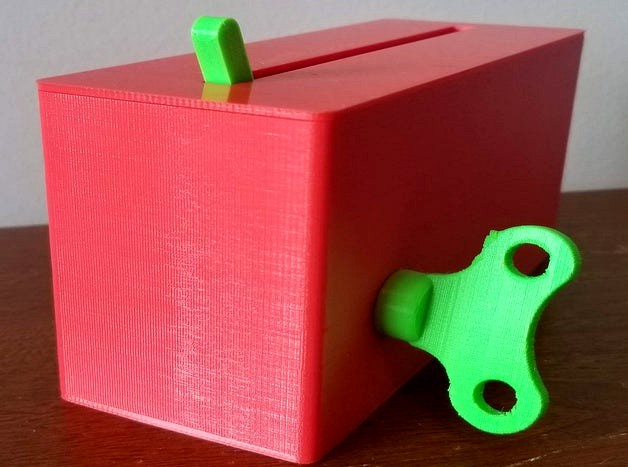 Mechanically Powered Useless Box / Machine