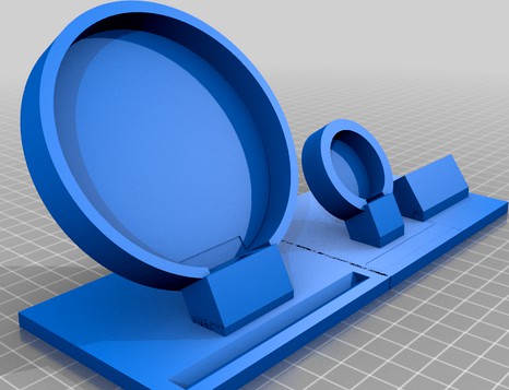 iPhone, watch and Phillips hue dock