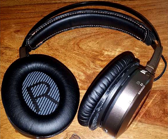 Earpadadapter Pendulumic Stance with Bose Quietcomfort 25 pads