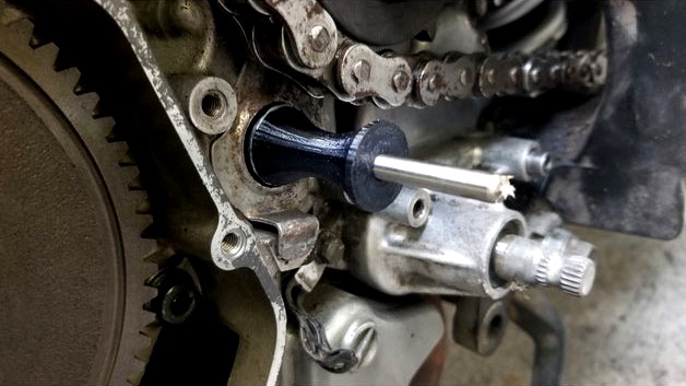 Vstrom 1000 Clutch pushrod protector