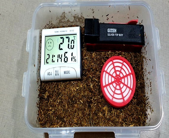Simple Humidifier For Humidor Box