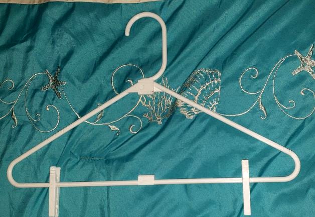 Parametric Clothes Hanger with Clips