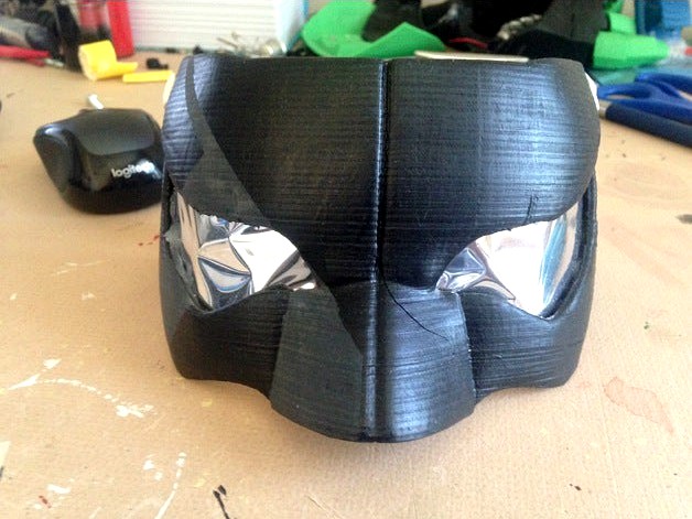 spider-man style free-runner mask