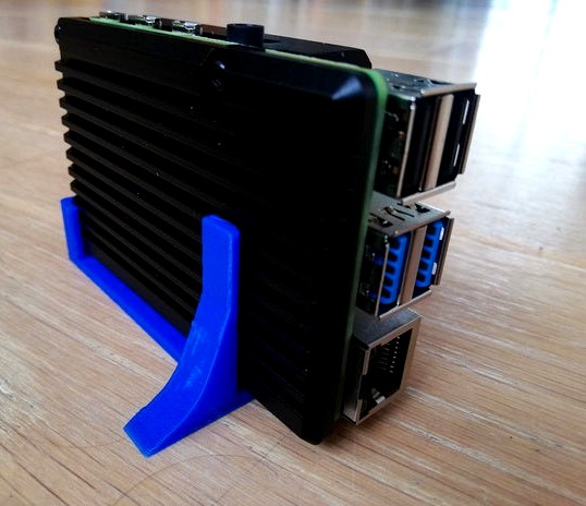 Raspberry PI 4 Stand for the heatsink case