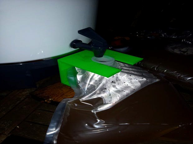 Bag in Box BiB Holder Filler