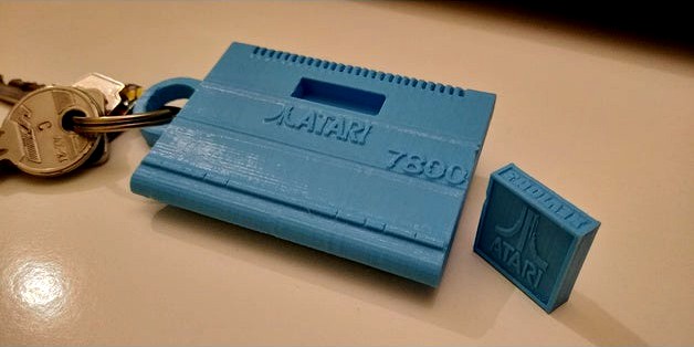 ATARI 7800 KEYCHAIN
