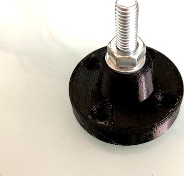 Parametric lathe faceplate [with Fusion 360 source]