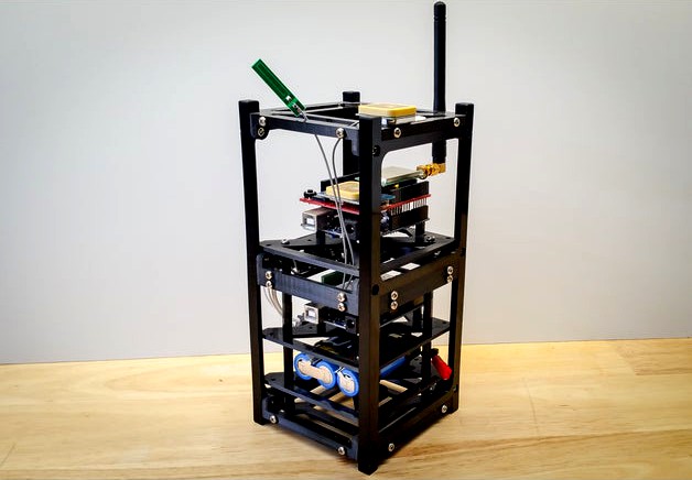 Universal 2U Cubesat by Juliano85 3d model