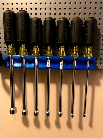 Pegboard Holder for Klein Tools 647M 7 Piece Magnetic Nut Driver Set by PinballViking