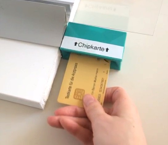 COVID-19  Chip Card Cleaner / Desinfection by htz