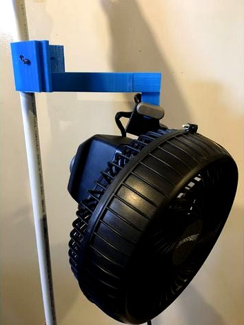 Grow Tent Fan Bracket by RobLow56