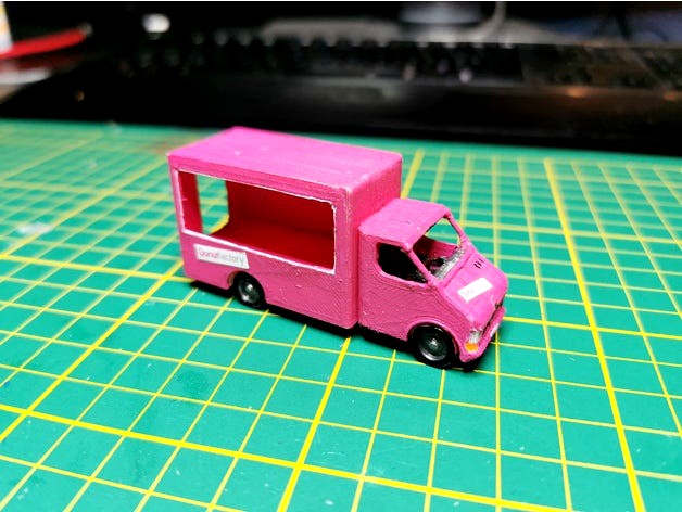 Foodtruck in H0 Scale by bahnfx