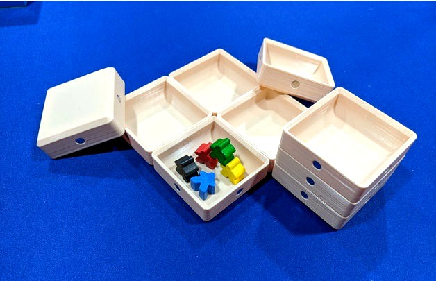 Magnetic board game bits trays by jameson42
