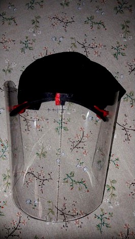 Ganchos para protector facial by Marcos_Cvitkovic