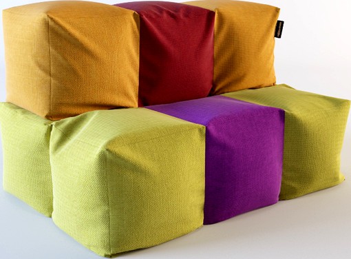 Sofa puffs of Tetris / from Smartballs.