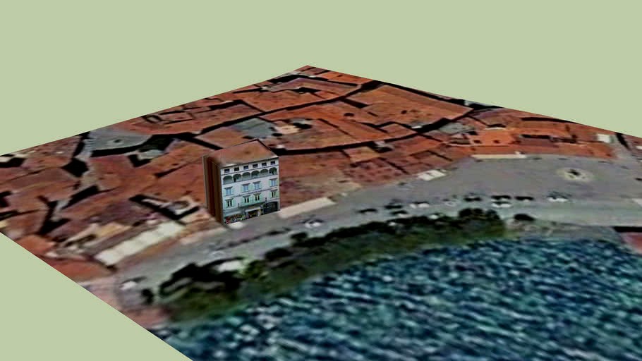 Edificio in Piazza 13 Martiri