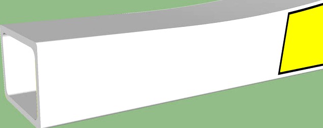 ponton lateral blanc avec plaque numéro