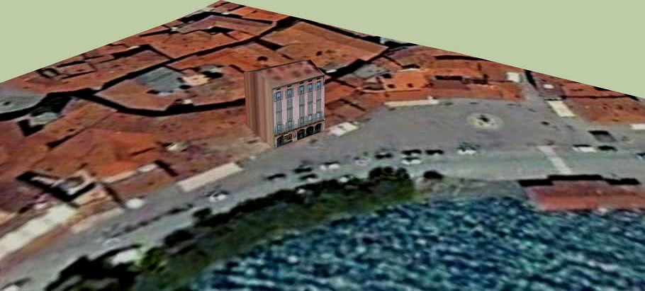 Edificio in Piazza 13 Martiri