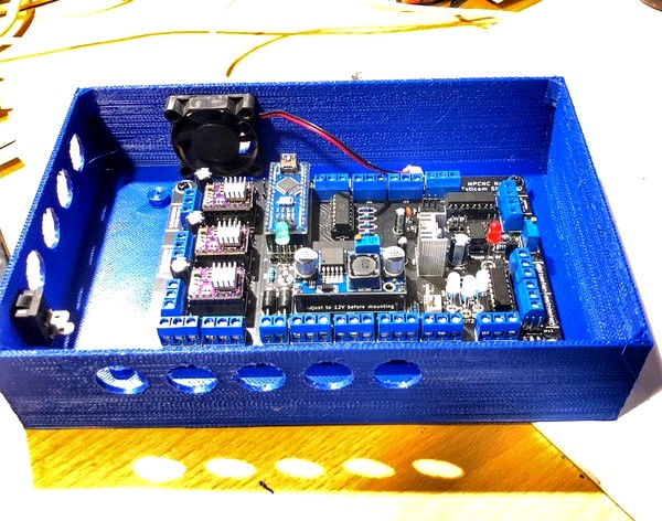 Tillboard Estlcam Arduino Case Gehäuse by SaschaMunkes