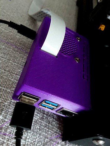Ender 3 Raspberry Pi4B Dual Rails Enclosure 40mm fan by dubc_seznam