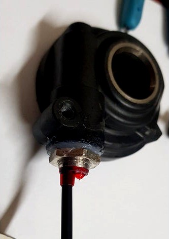 Suzuki DRZ400 speed sensor conversion by MrStas