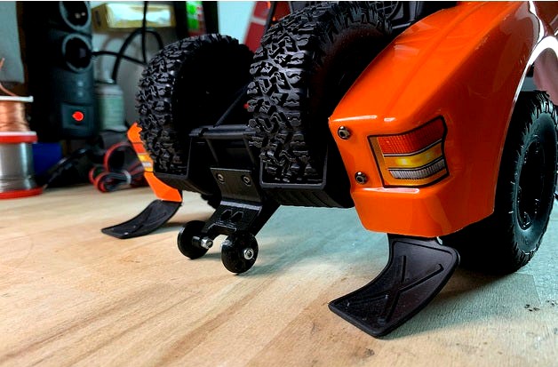 Wheelie bar - Feiyue FY08 short course truck by chrisvk