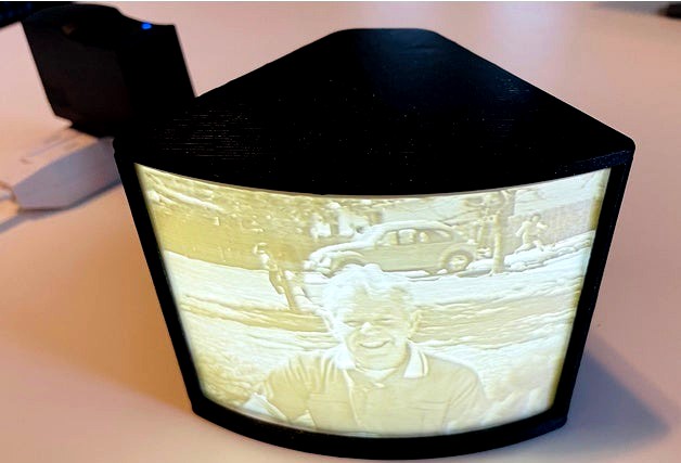 Curved Lithophane Box by DCRobotics