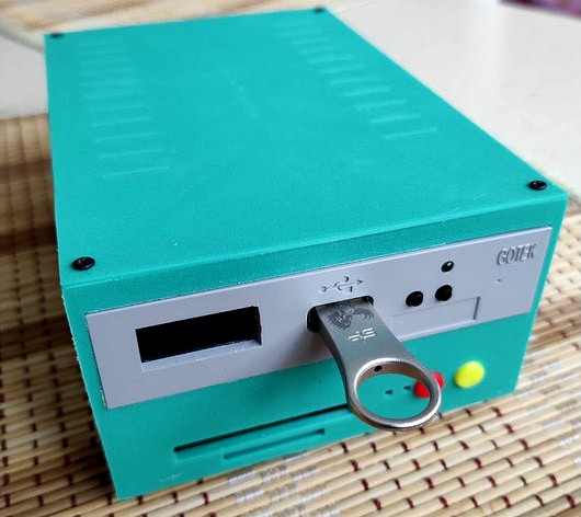 Karabas PRO (ZX Spectrum clone) Computer Case by romychs