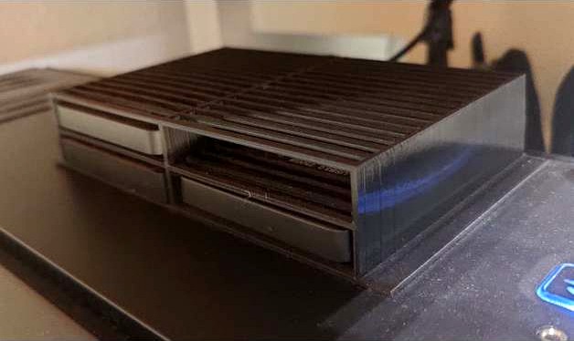 External Harddisk Cage by Capdo