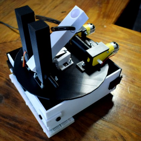Robotic Catapult by Tvtig