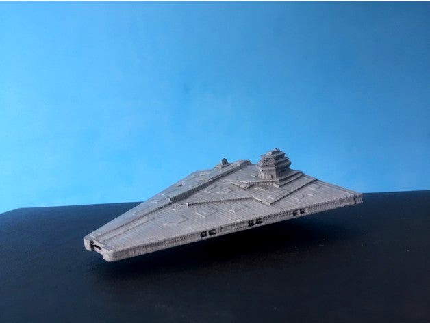 Star Wars First Order Maxima A cruiser  by Rowller