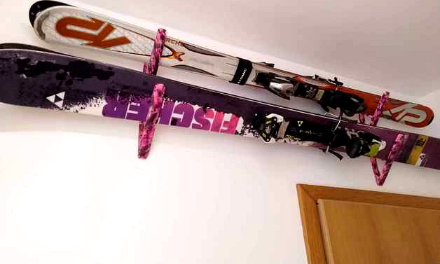 Ski wall mount rack by mat7ej