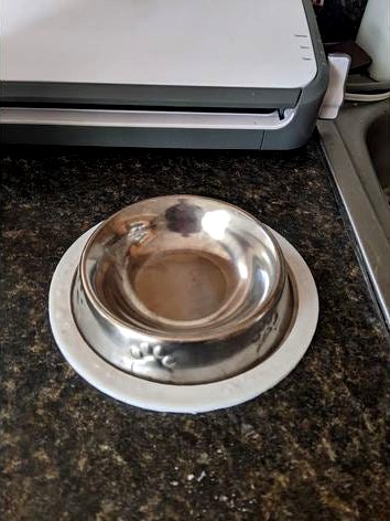 Replacement base for metal cat bowl by homestar92